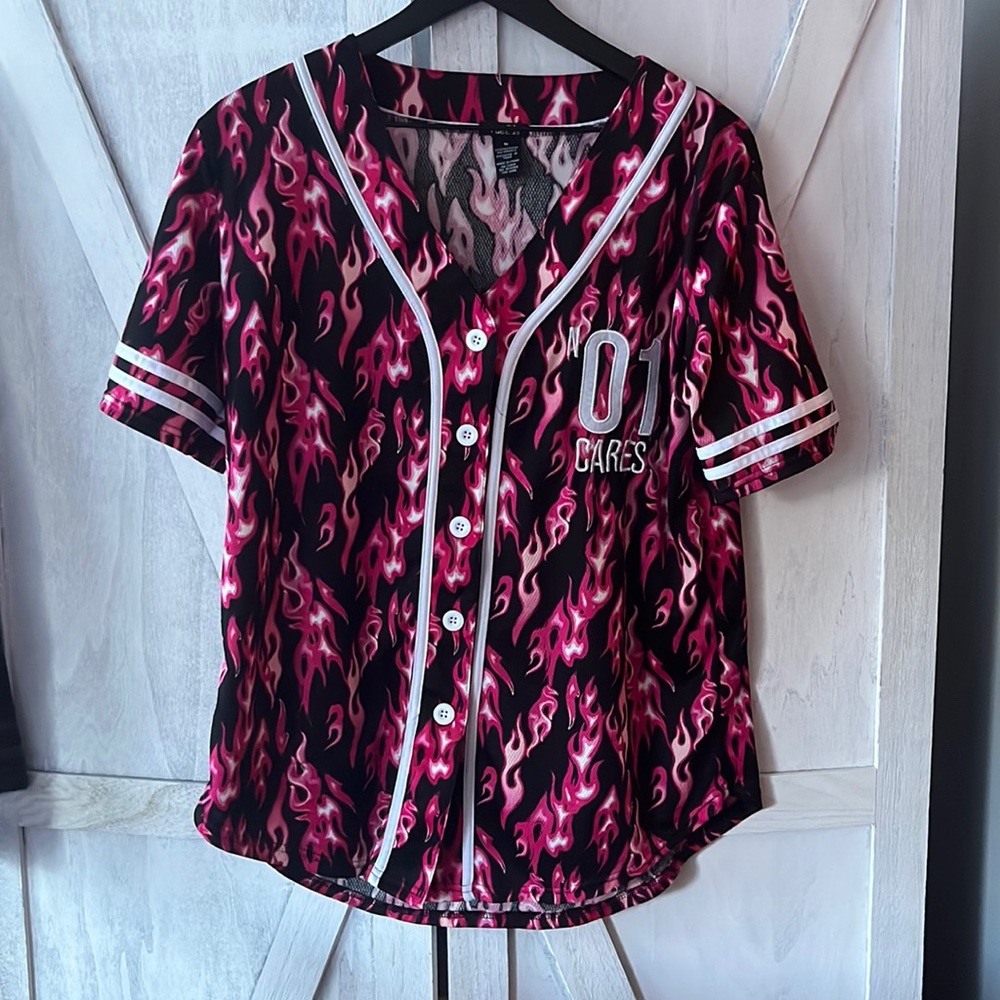 Rue 21 Pink Flame Jersey